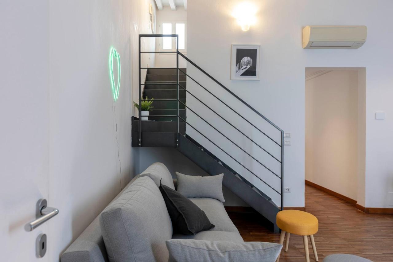 Charme In Santa Maria Novella Apartment Florence Ngoại thất bức ảnh